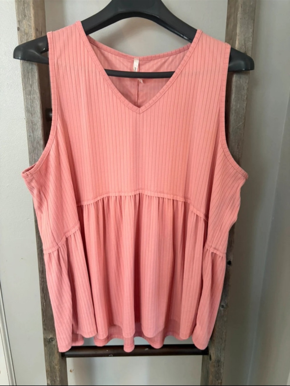 mittoshop Coral Pink Ribbed V-Neck Peplum Tank